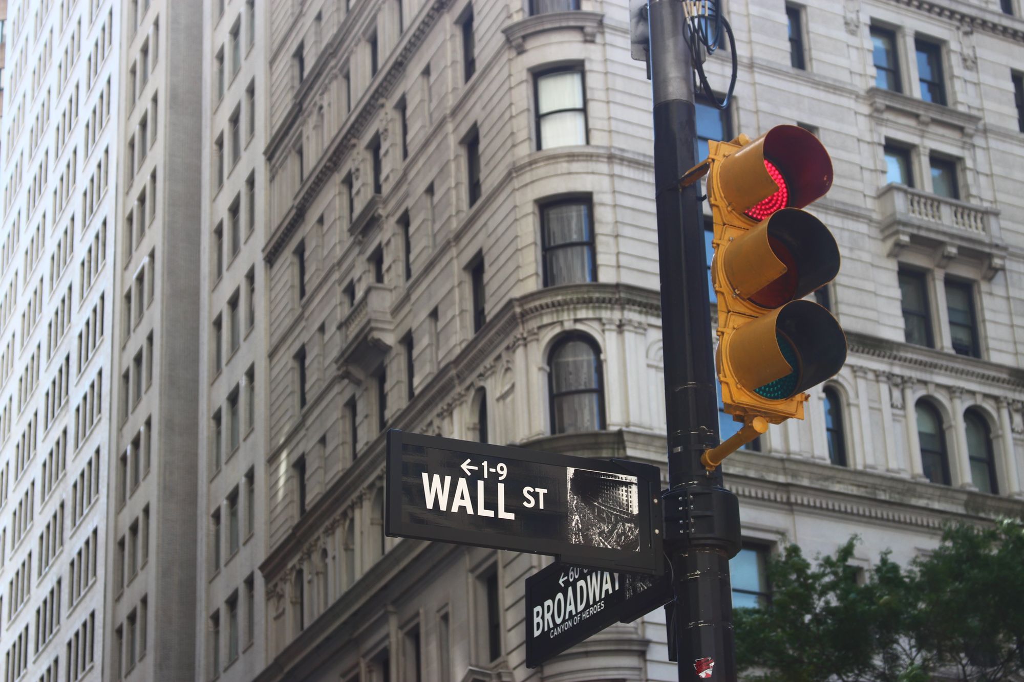 How to Get a Job on Wall Street: Insider Tips and Strategies